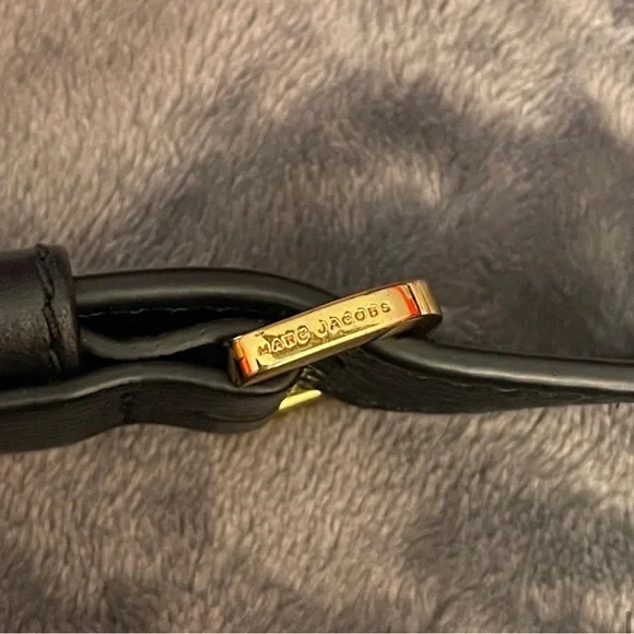 Marc Jacobs Magnetic Bag - Picture 12 of 14